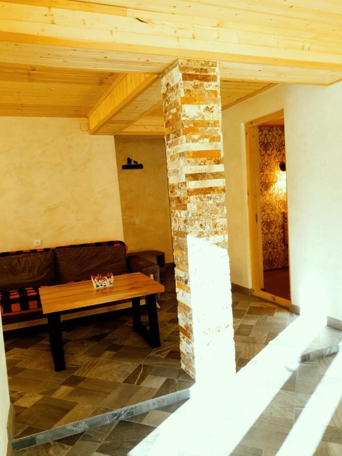 Old View Hotel Mestia Exterior photo